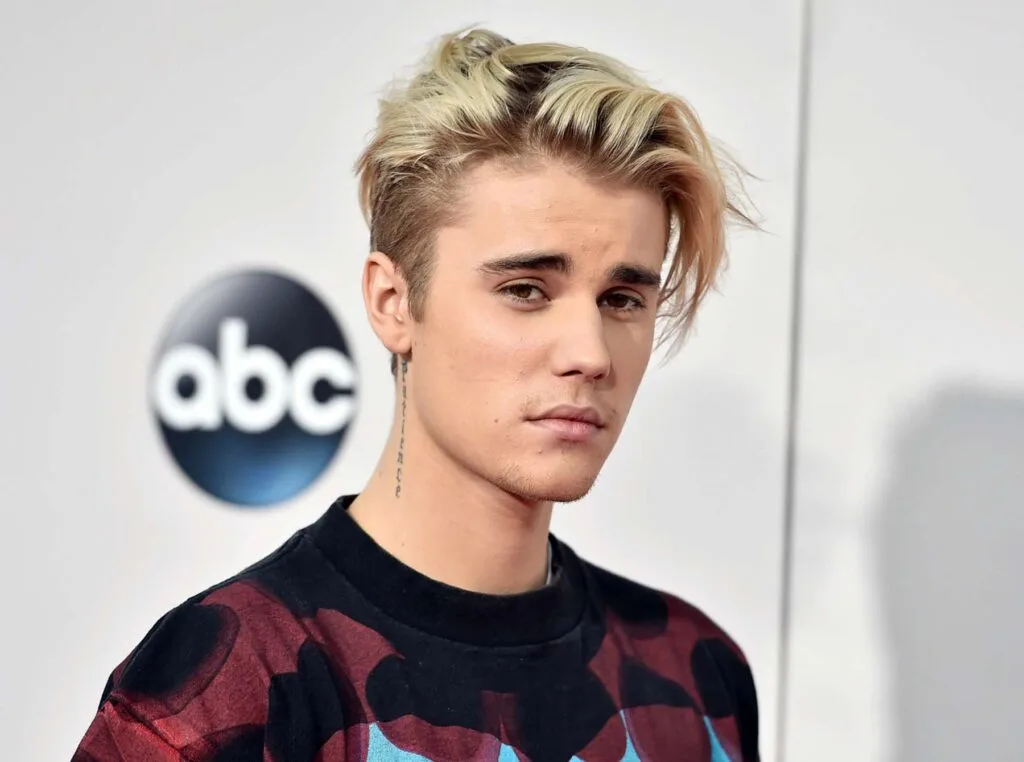 Bieber Goofy Hair